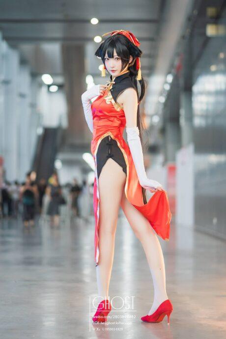 碧蓝航线小南宫COS：完美演绎舰娘旗袍高雄的端庄与魅力