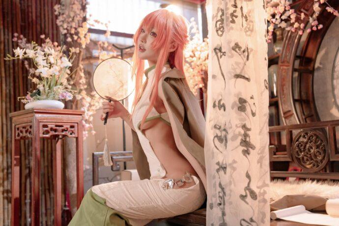 阿包也是兔娘碧蓝航线COS：演绎旗袍英仙座的温柔与性感