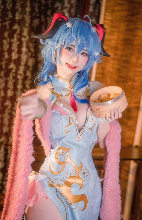 原神cos系列：Sally Dorasnow旗袍甘雨COS璃月七星秘书