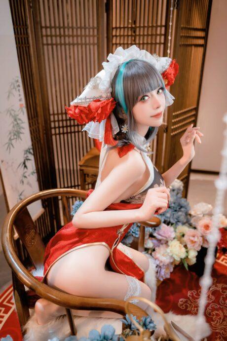 碧蓝航线cos系列：Shika小鹿鹿柴郡COS性感的新年旗袍