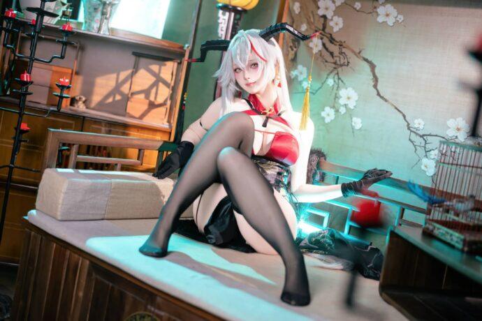 从碧蓝航线到现实：屿鱼YukakoCOS完美诠释铁血超巡埃吉尔