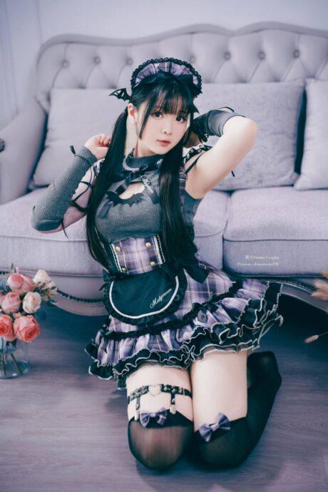 甜美与危险的邂逅：霜月shimo恶魔女仆COS诠释别样魅力