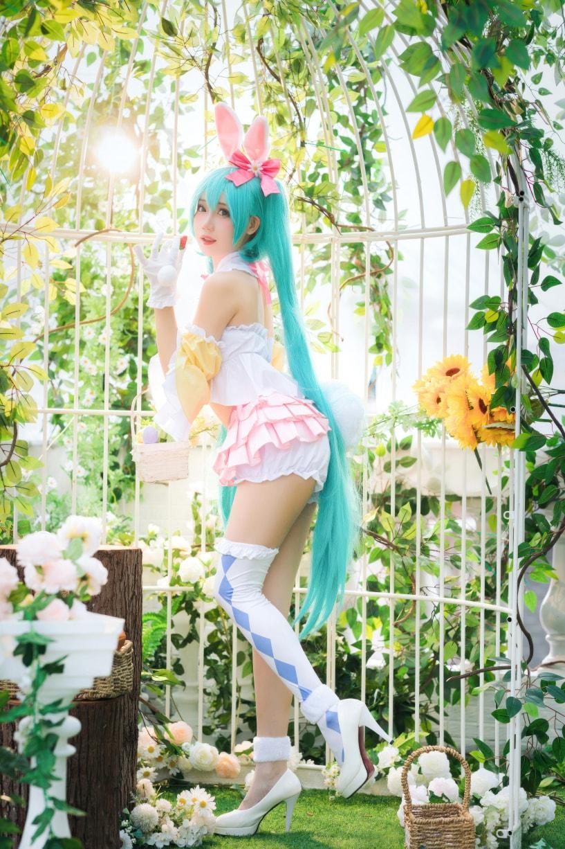 焖焖碳 初音未来复活节兔子