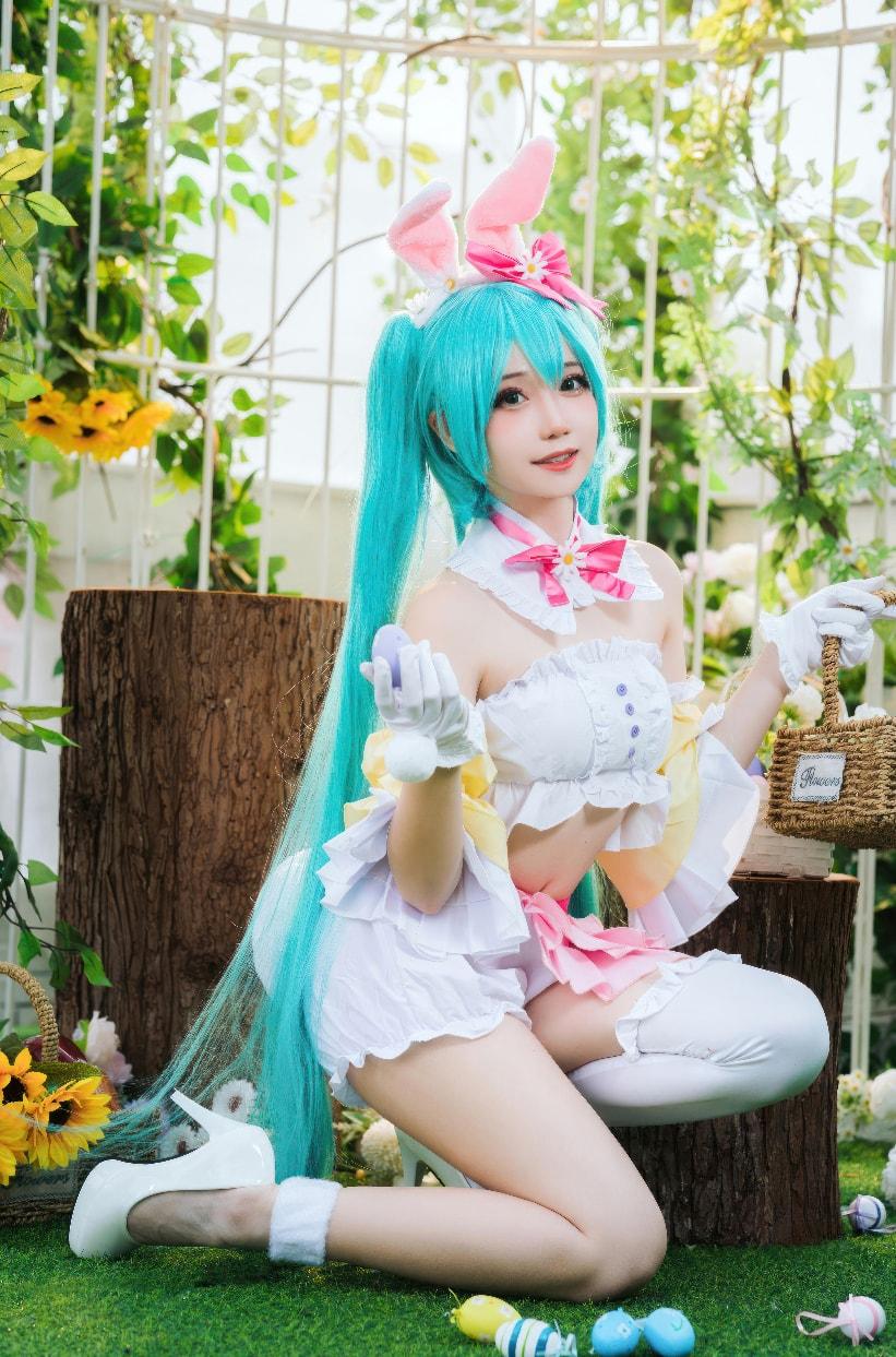 焖焖碳 初音未来复活节兔子