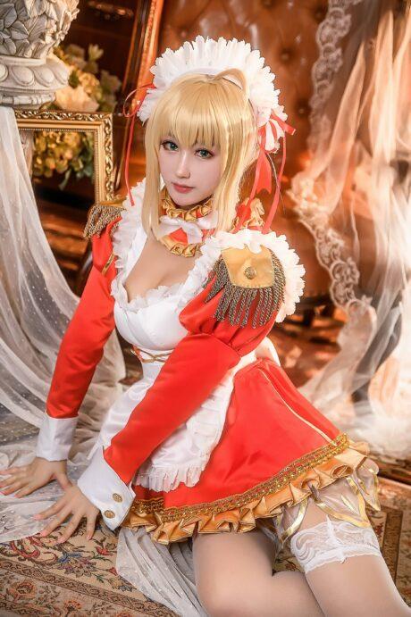 羽生三未尼禄·克劳狄乌斯COS：演绎美的化身与帝王风范