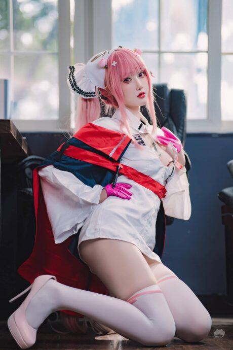 羽生三未护士英仙座COS：演绎碧蓝航线魅力四射的轻航舰娘