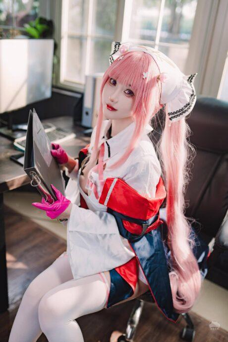 羽生三未护士英仙座COS：演绎碧蓝航线魅力四射的轻航舰娘