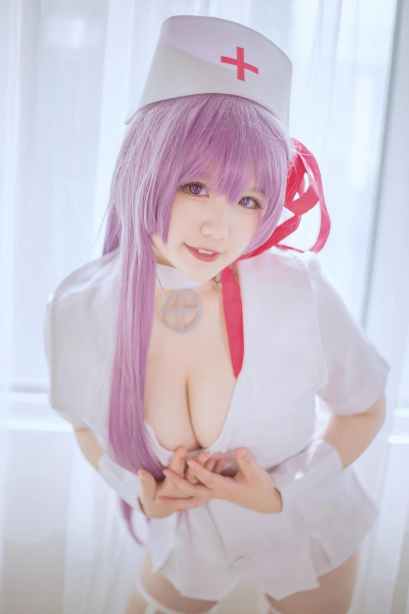 阿半今天很开心 BB护士