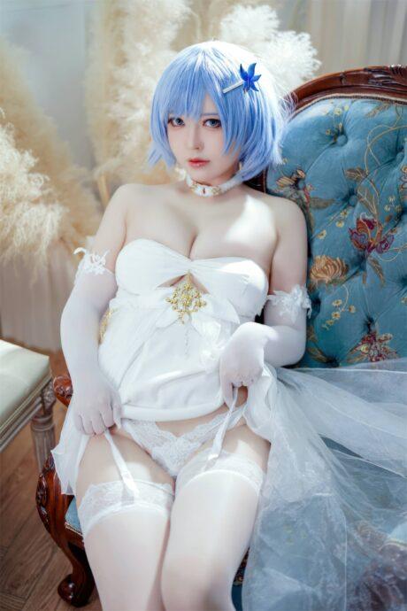 BANBANKO半半子恰巴耶夫COS：白骑兵旋律礼服的极致优雅