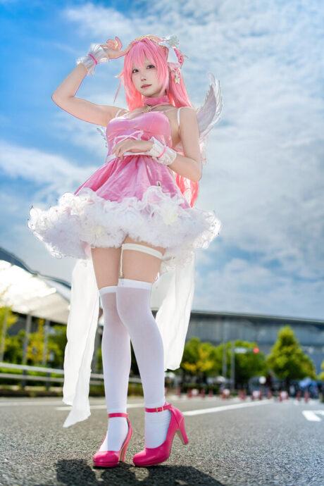 从甜美到心机：Reo演绎胜利女神妮姬桃乐丝COS惊艳全场