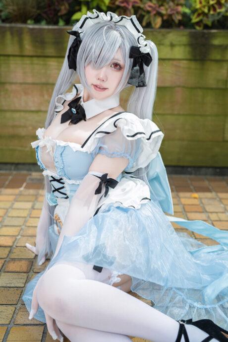 胜利女神二周年庆典：猫宫美噌灰姑娘COS带来震撼视觉冲击