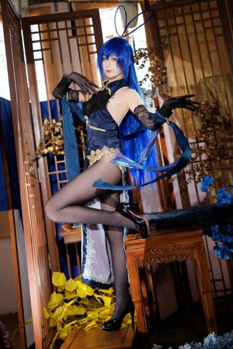 优雅与力量的融合：封疆疆vCOS旗袍版本新泽西的魅力绽放