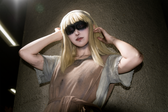 岁月与角色的交融：池袋万圣节Mirio尤弥尔COS的沉静之美