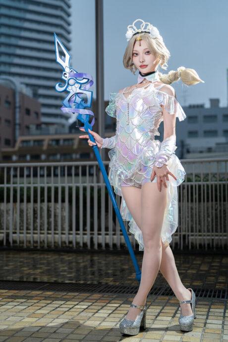 第五人格悲剧之美：酒窝Ekubo格蕾丝cos惊艳亮相池袋万圣节