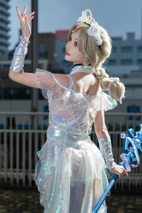 第五人格悲剧之美：酒窝Ekubo格蕾丝cos惊艳亮相池袋万圣节