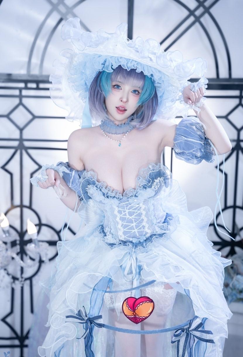 清水由乃 – 柴郡废稿礼服