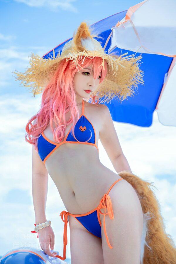 FGO海风下的贤妻狐：yuuhui玉汇COS泳装玉藻前的夏日魅力