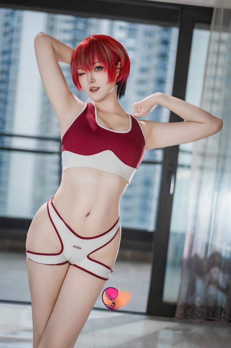 Natsuko夏夏子 – GQuuuuuuX 玛秋