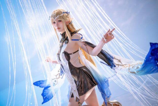 光影与姿态下的美学：星之迟迟cso演绎卡提希娅的优雅与灵动