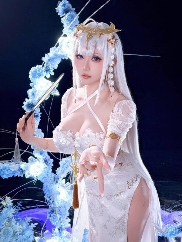 星之迟迟埃姆登COS：碧蓝航线旗袍下的冷艳神秘与距离感美