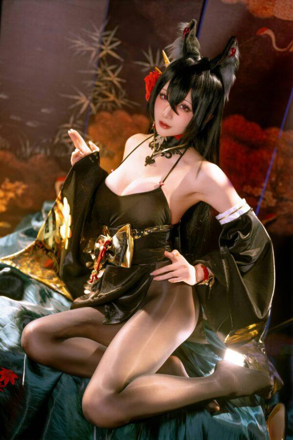 碧蓝航线星之迟迟COS：将旗袍近江的优雅与魅力完美结合