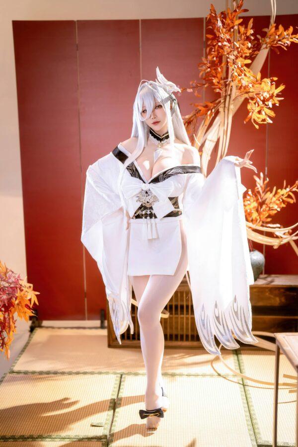 碧蓝航线白凤COS：星之迟迟如何用姿态与光影塑造角色气质