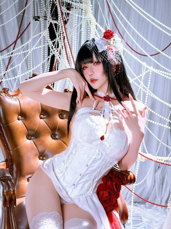 礼服版星之迟迟COS：米哈拉高贵冷艳与精致性感的完美呈现