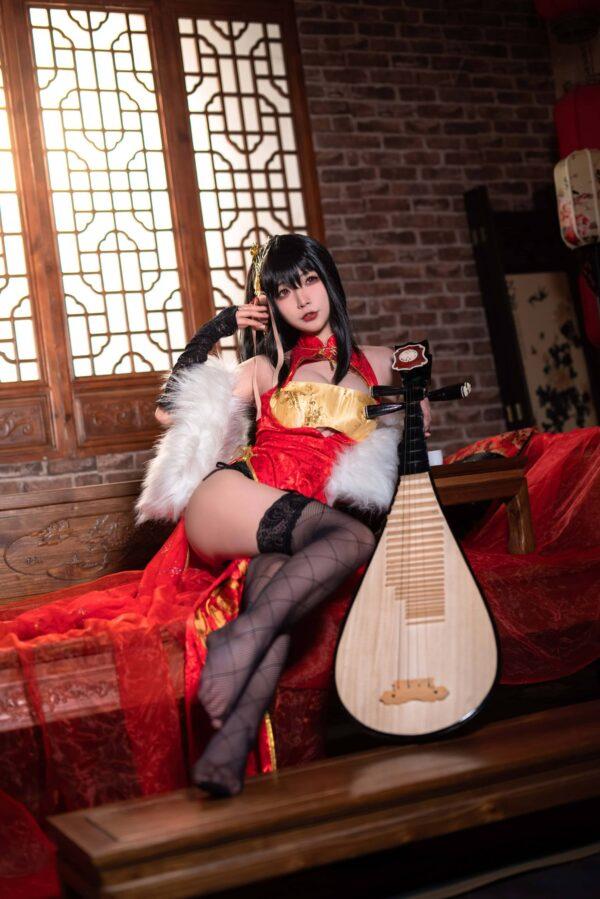 红金锁定的温柔危险：yuuhui玉汇碧蓝航线大凤旗袍COS赏析