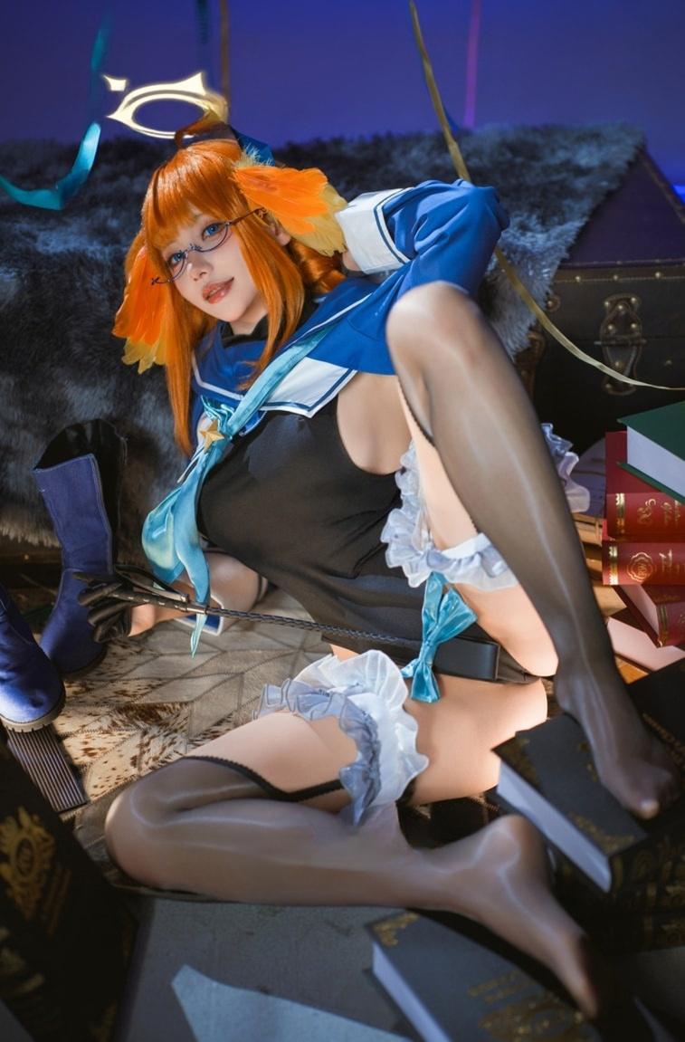 是一只熊仔吗 蔚蓝档案 圆堂志美子·邪恶女干部