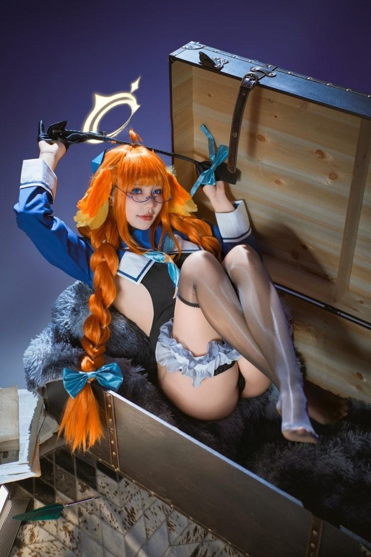 是一只熊仔吗 蔚蓝档案 圆堂志美子·邪恶女干部