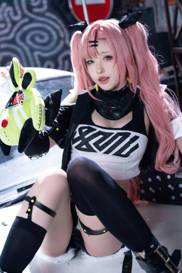 清水由乃妮可COS赏析｜绝区零原服还原甜酷小恶魔气质上头