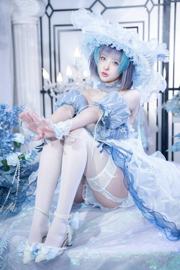 清水由乃柴郡cos赏析｜碧蓝航线废稿礼服版，蓝白梦境感拉满