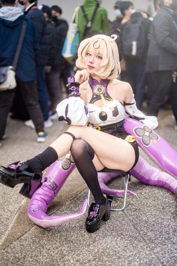 绝区零伊德海莉COS：火火ka_f现场还原度与镜头表现力拉满