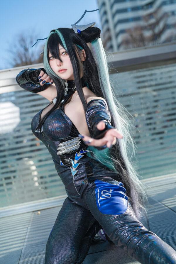 胜利女神小美人鱼COS：Otochan演绎妮姬未来感与柔美并存