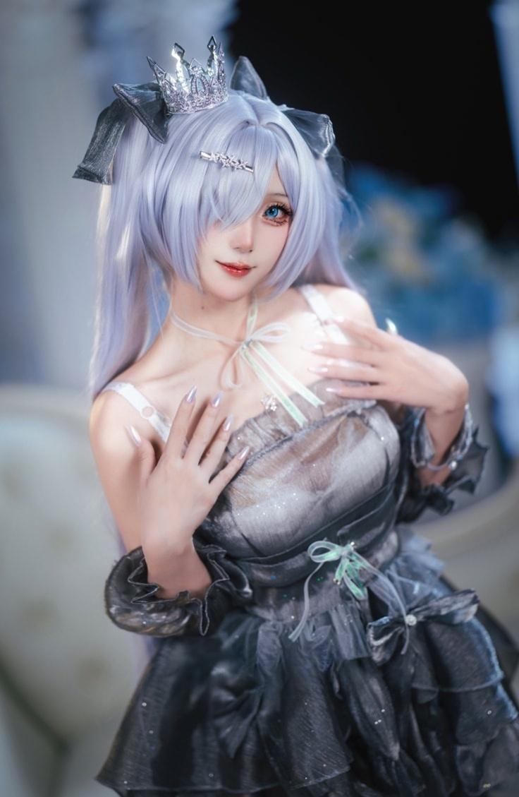 是夙卿呀 NIKKE 灰姑娘
