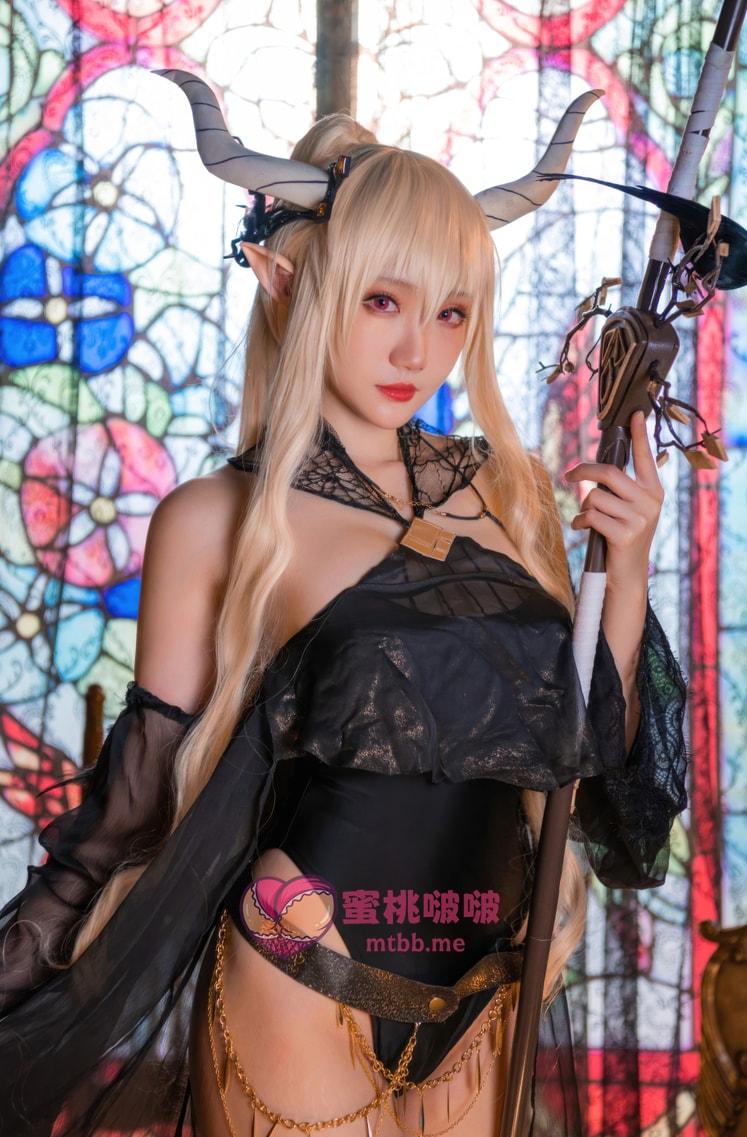 瓜希酱 明日方舟 闪灵 泳装