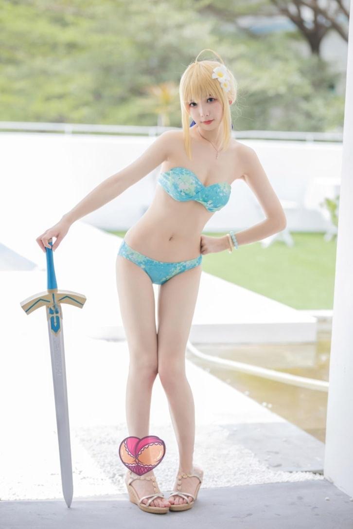 封疆疆v FGO Saber 泳装
