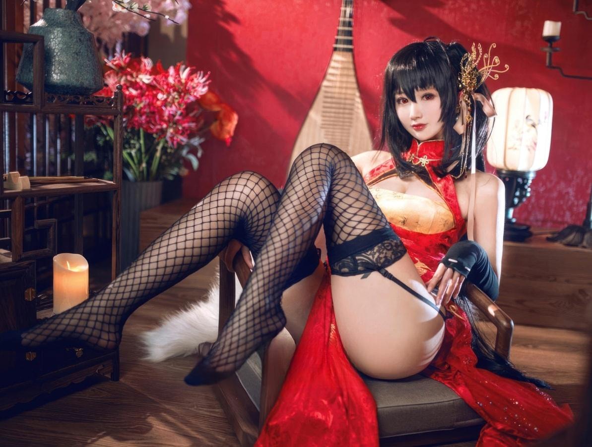羽生三未 – 碧蓝航线 大凤旗袍