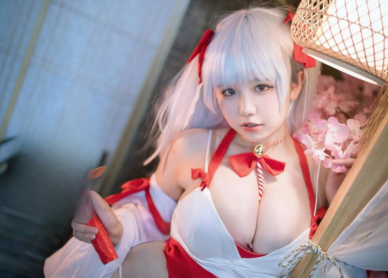 阿半今天很开心 可畏巫女