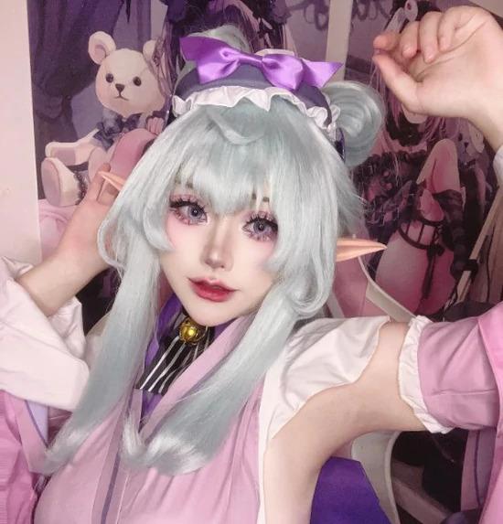 yinniie0异环薄荷COS惊艳亮相！猫娘蓝发少女的未来感魅力
