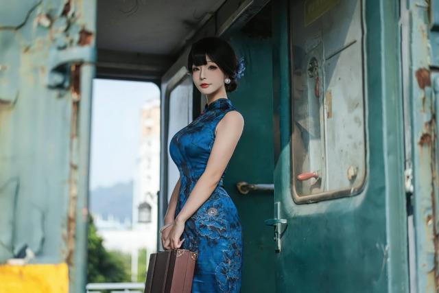 yuuhui玉汇人妻cos赏析：朝花夕拾旗袍写真展现东方女性魅力