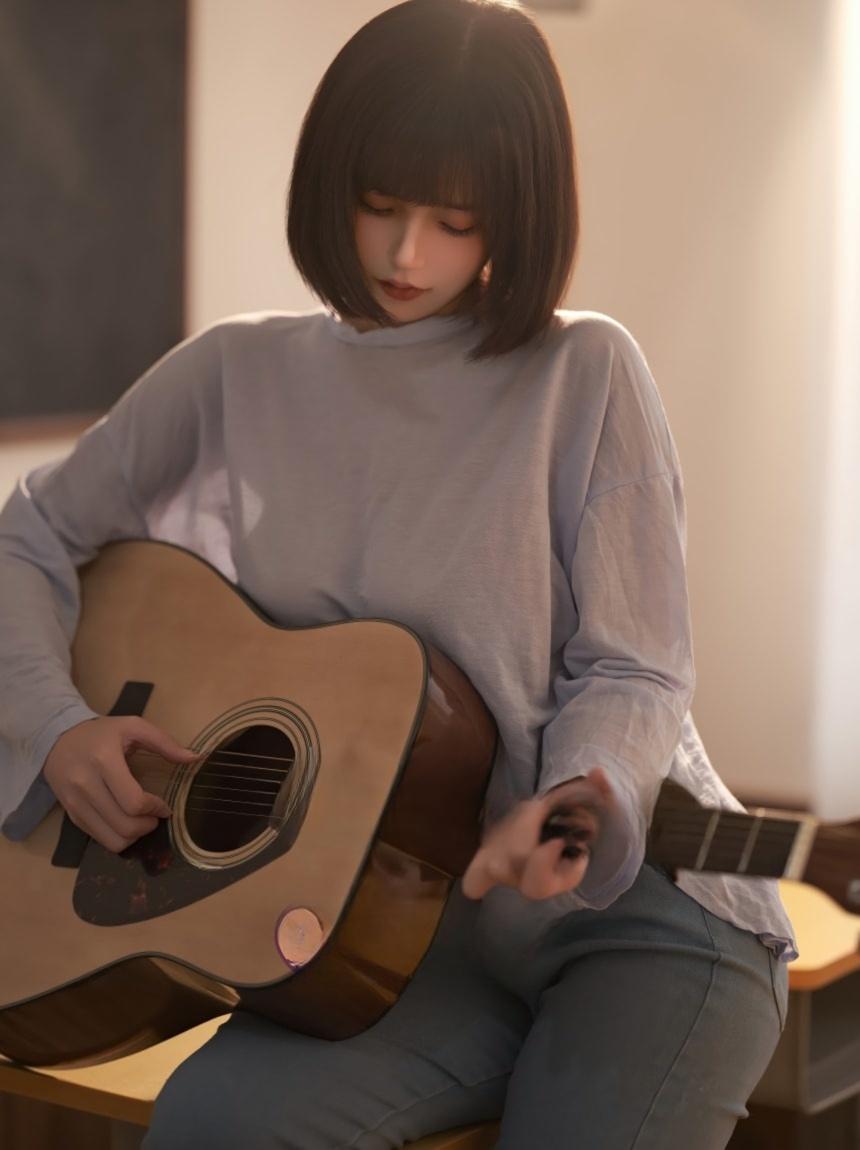 小仓千代w – 吉他少女