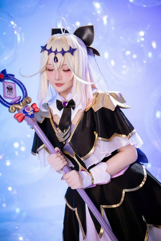 星之迟迟森亚露露香cos赏析：打造梦幻与神秘交织的角色形象