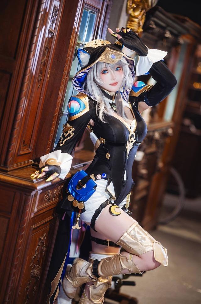 星穹铁道瓜希酱COS：演绎赛飞儿灵动与神秘并存的猫系魅力