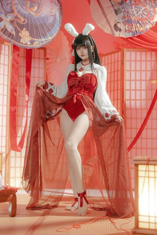 朱红与雪寂的重樱夜：碧蓝航线·屿鱼Yukako巫女兔大山COS