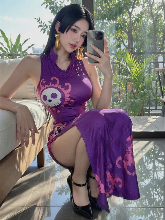 海贼王女帝真人版？JanniAi_lin完美还原波雅汉库克神级身材