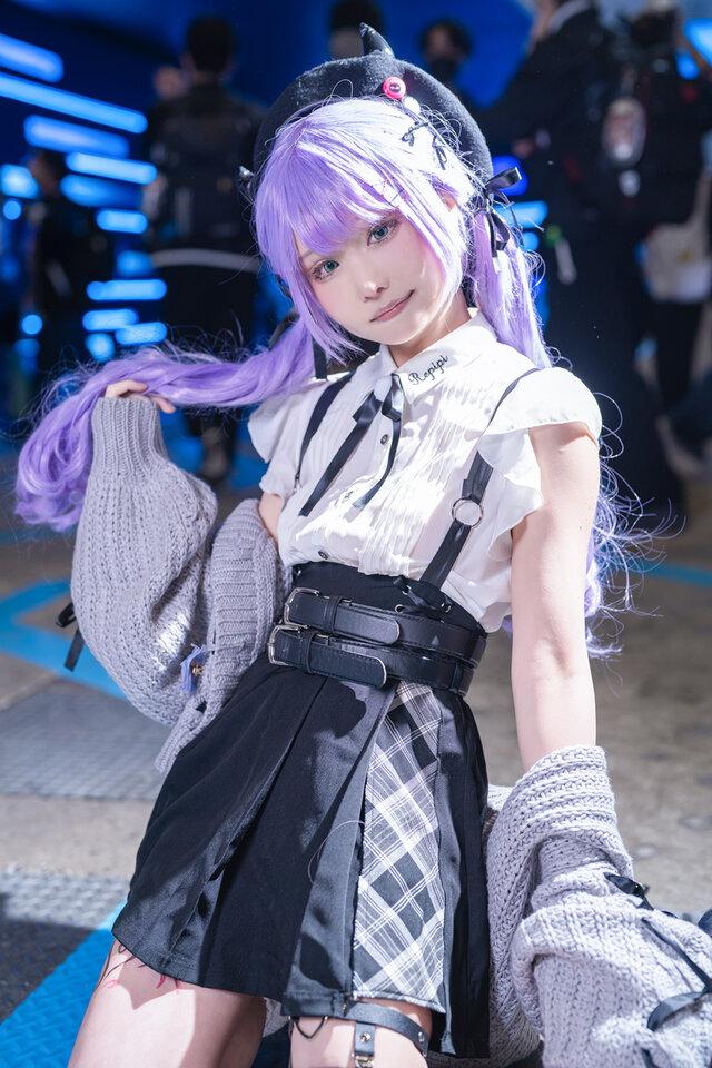 甜晕了！Kurumi常暗永远cos大腿纹身与慵懒毛衣的极致反差