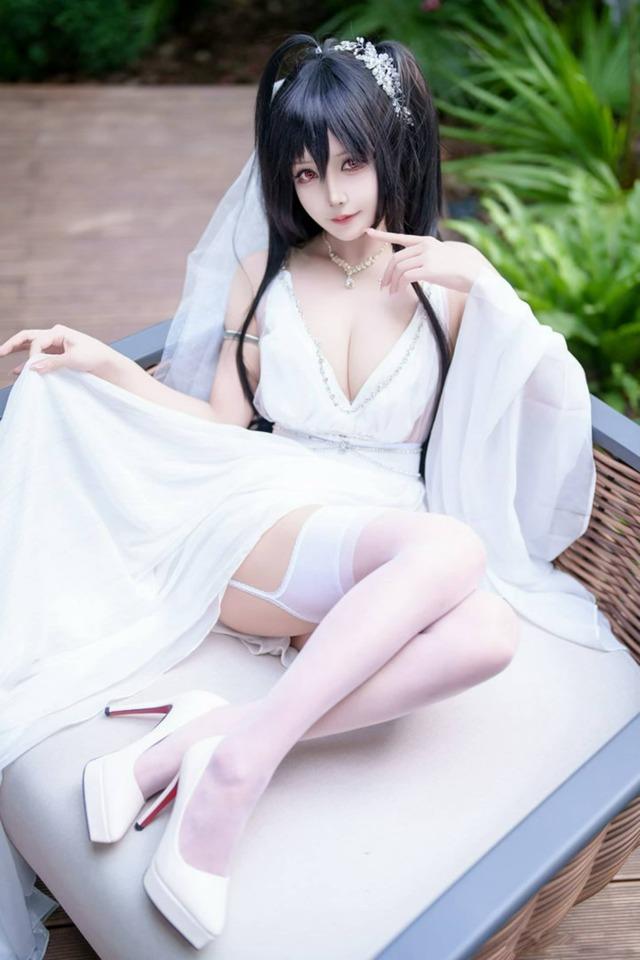 碧蓝航线潮风中的深情誓约：中岛莫之子i大凤花嫁cos美学叙事