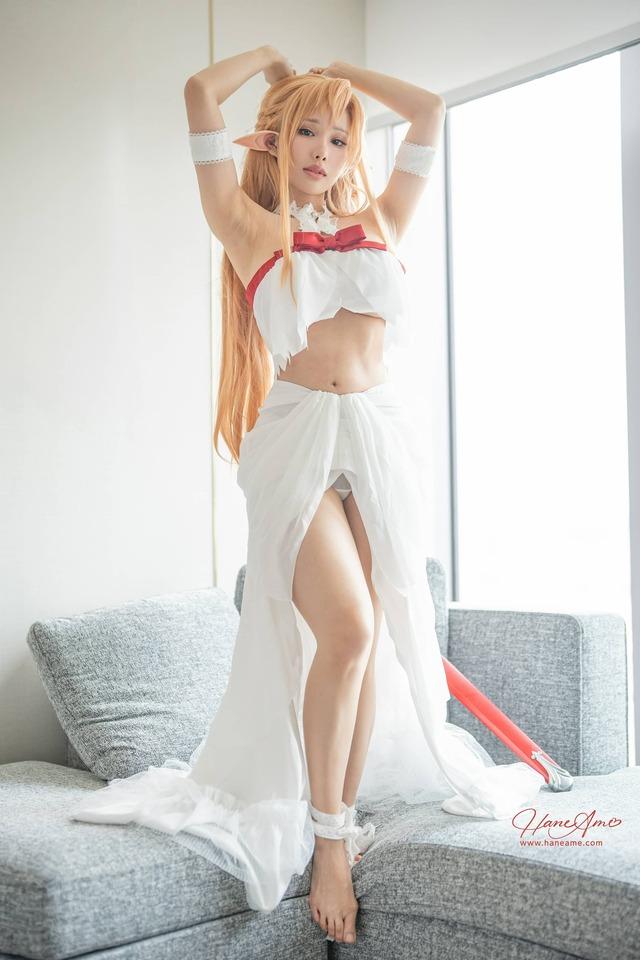 闪光中的柔情与坚韧：雨波_HaneAme刀剑神域亚丝娜cos解析