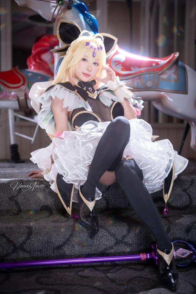 雨波_HaneAme露露卡COS：黑金魔法少女与旋转木马的碰撞
